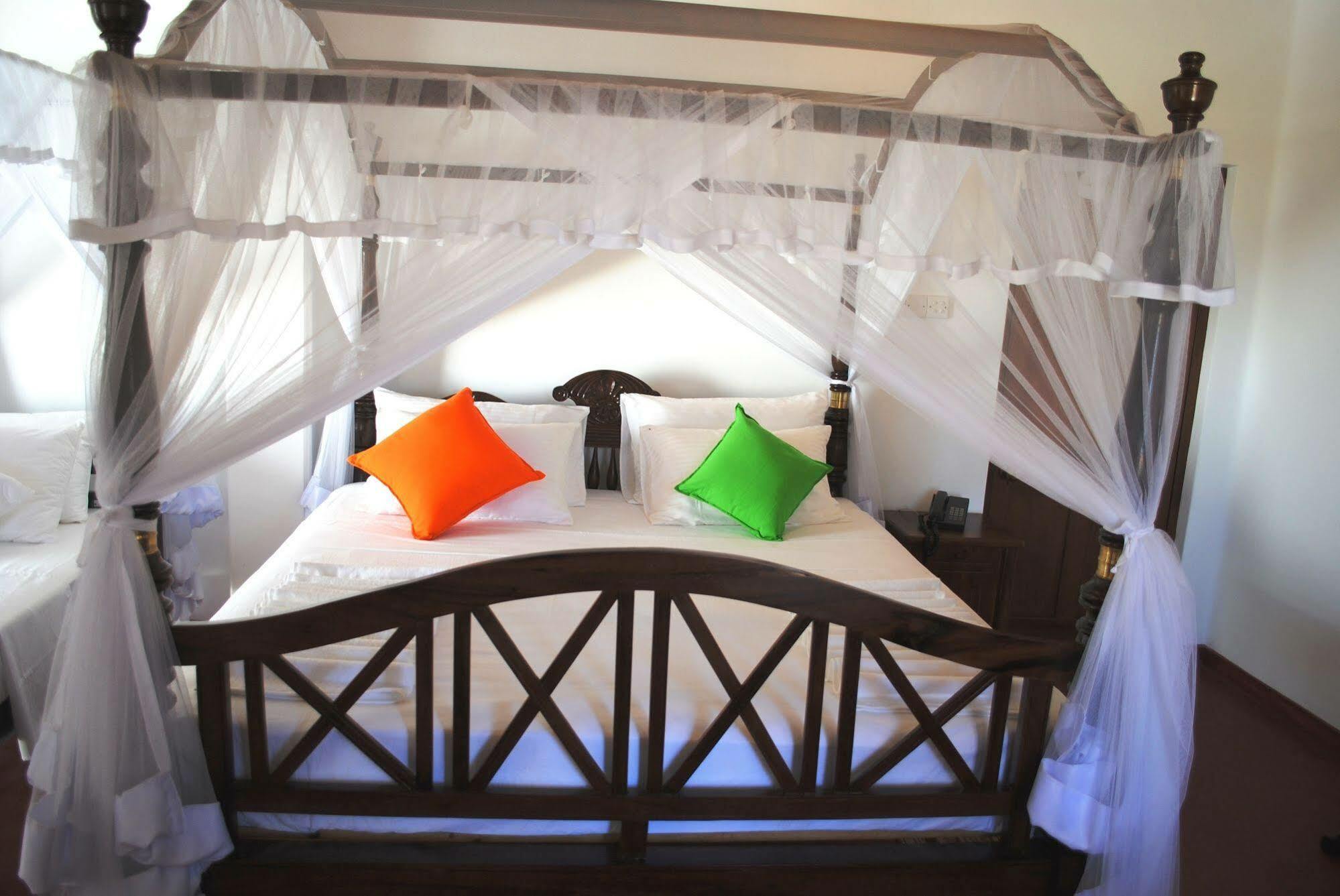 Miura Dutch Edge Hotel Negombo Luaran gambar